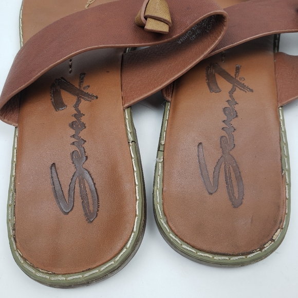 Seven Tan Leather Sandals - Picture 3 of 6